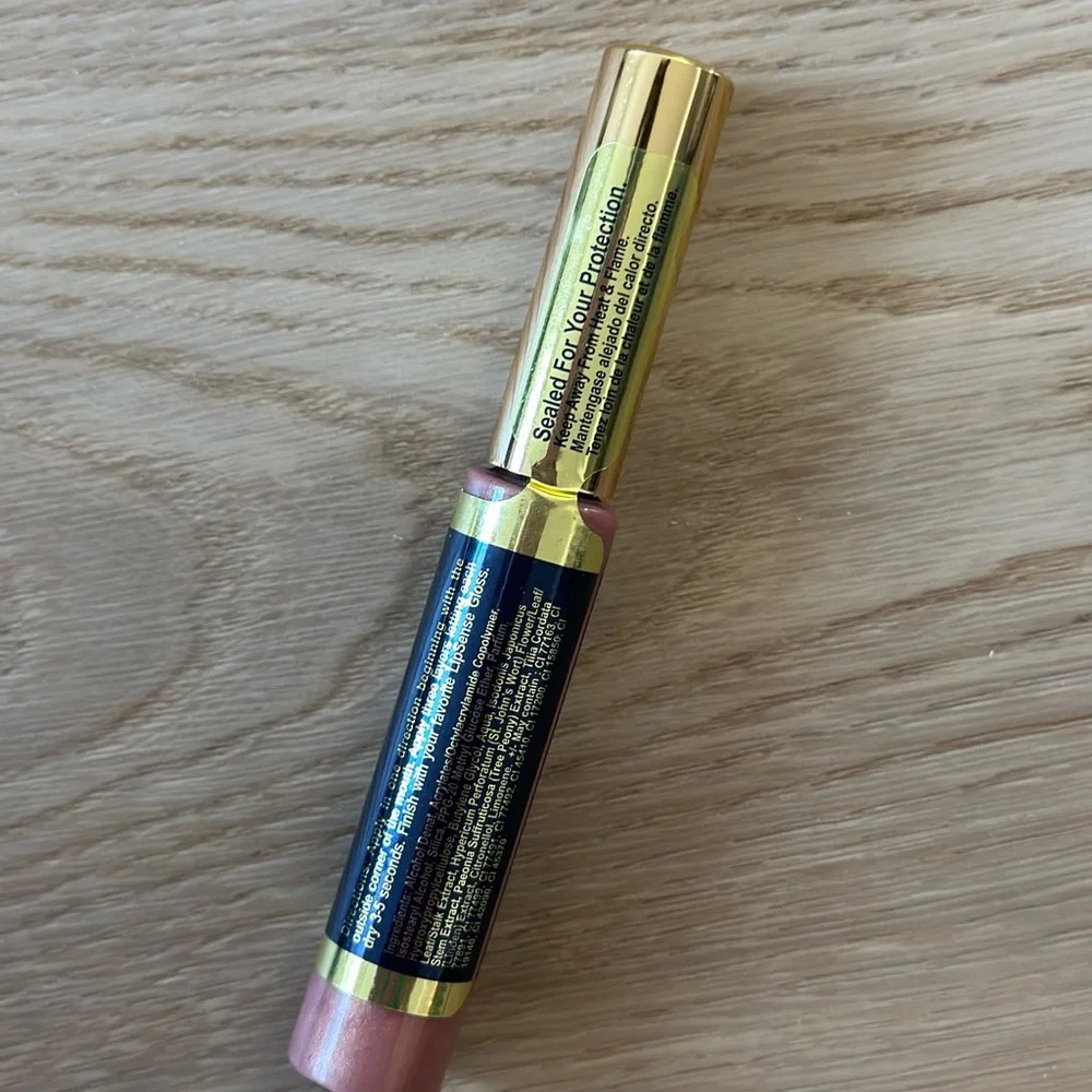 Popular everyday LipSense Color: Pink Champagne. Brand New/sealed!